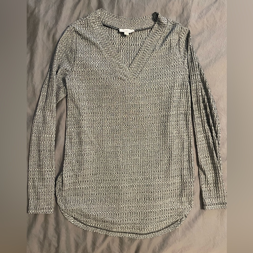 LOFT Women’s V-neck Blouse
